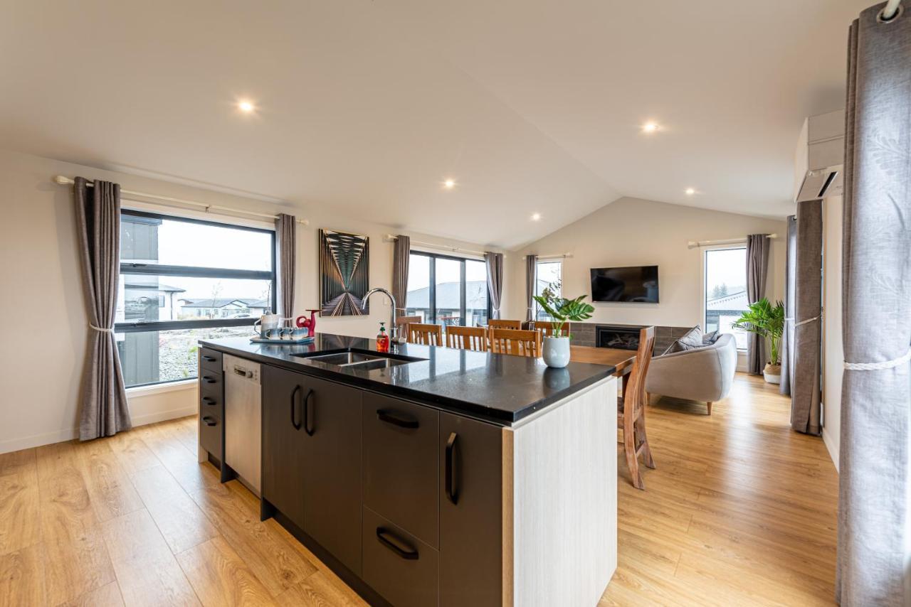 33 Star Apartment Лейк Текапо Екстериор снимка
